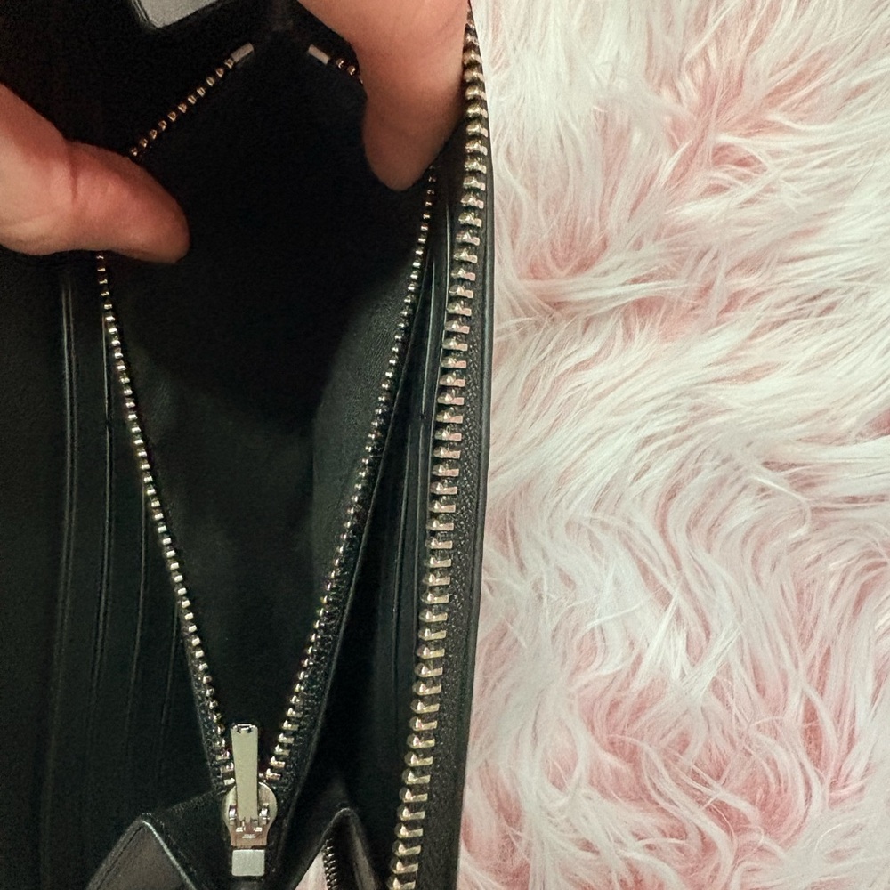 Coach studded zip around wallet - Picture 4 of 5